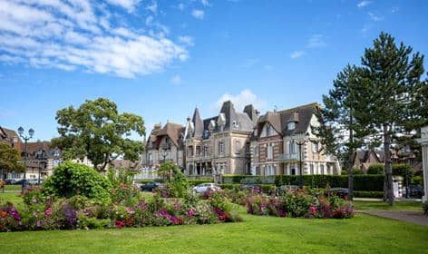 Panorama des Pas de Calais du réseau d'hébergement d'accueil pour personnes âgées Part-ages